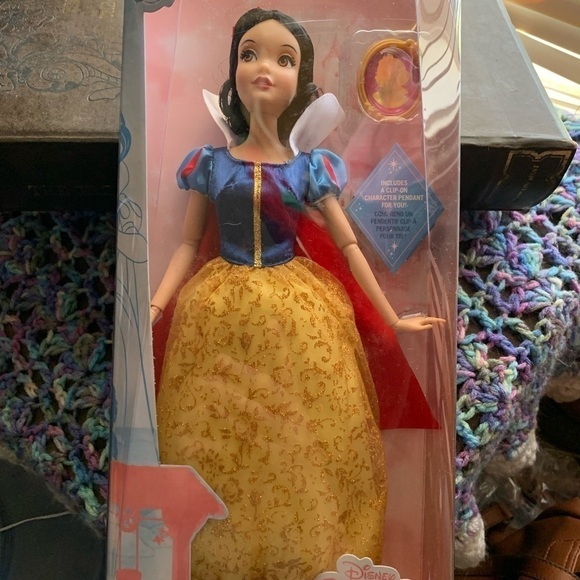Disney Other - Disney Princess Snow White Doll with Character Pendant